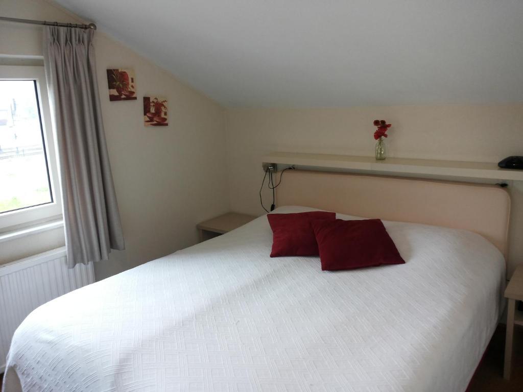 Hotel De Eik Valkenburg aan de Geul Room photo